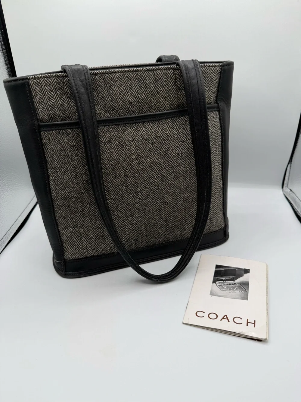 Coach Vintage 1999 Bleecker Gray Herringbone Tweed Leather Shoulder Bag 6127